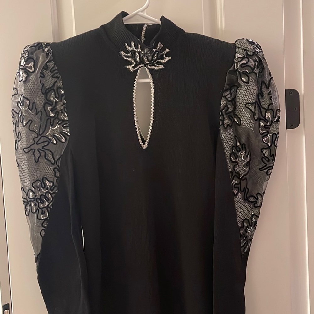 Talk of the Walk Vintage Long-sleeved Knit Dress, Size Small, Black, puff sleeve